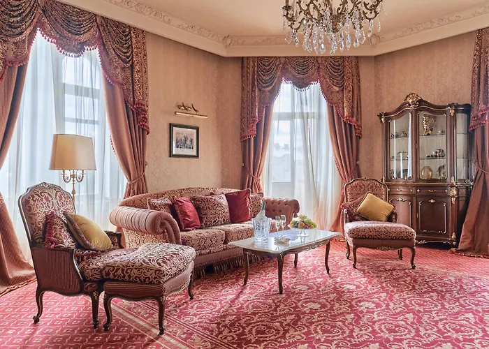 布里斯托尔酒店 敖德萨