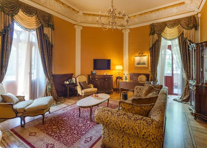 布里斯托尔酒店