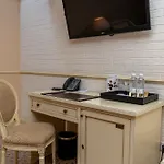 Hotel Bristol