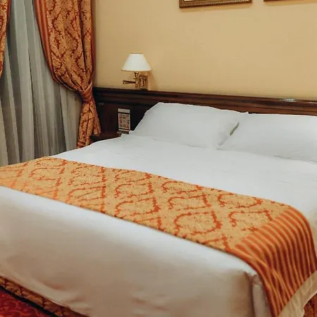 Otel Bristol