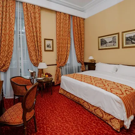 Bristol Otel 5*