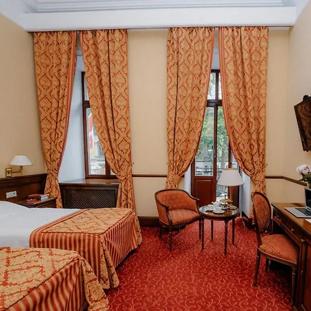 Hotel Bristol 5*