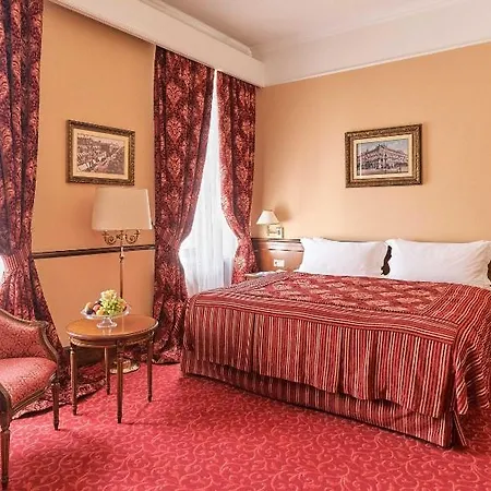 Bristol Otel 5*