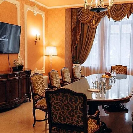 Hotel Bristol