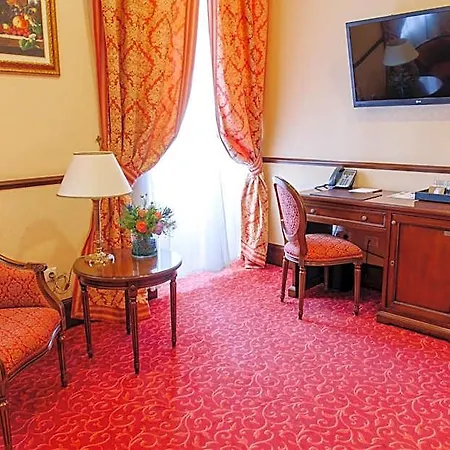 Bristol Hotel 5*