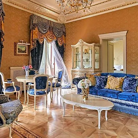 Bristol Hotel 5*