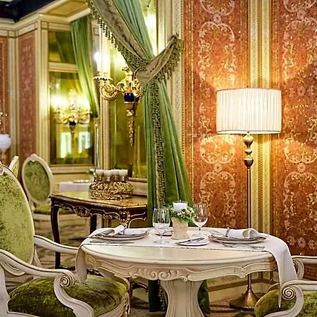 Hotel Bristol 5*