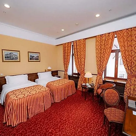 Bristol Hotel 5*