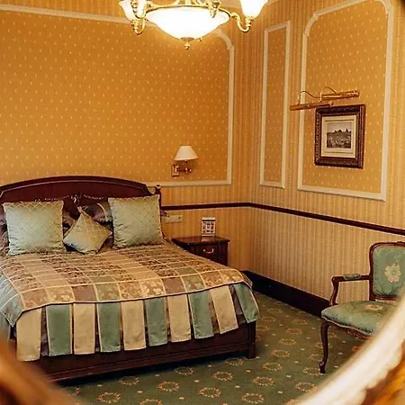 Bristol Hotel
