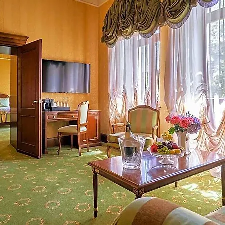 Bristol Hotel Odessa