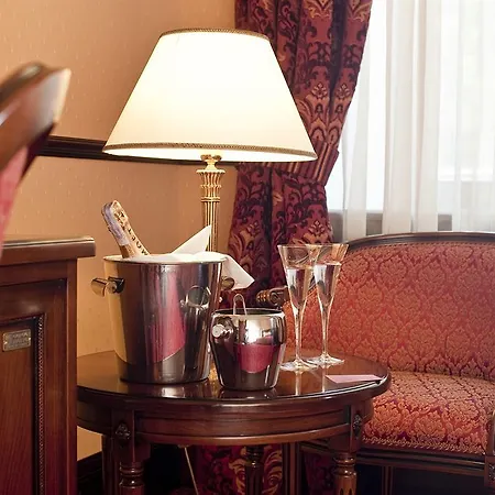 Bristol Hotel