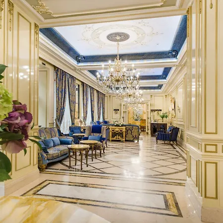 Hotel Bristol