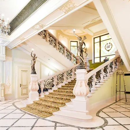 бристоль Отель 5*