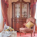 Bristol Hotell 5*